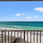 Beachfront Breeze By Avantstay Beachfront Condo