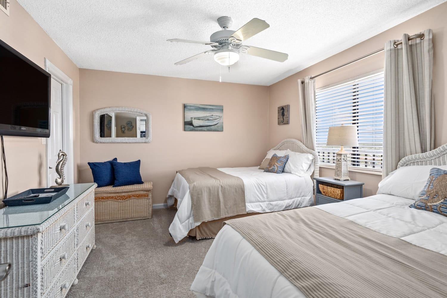 Holiday home Beachfront Breeze By Avantstay Beachfront *