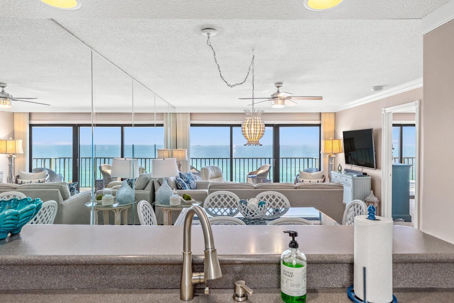 Beachfront Breeze By Avantstay Beachfront Panama City Beach